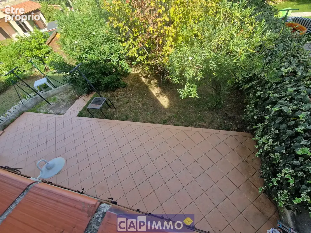 Maison divisée en deux appartements - photo 8
