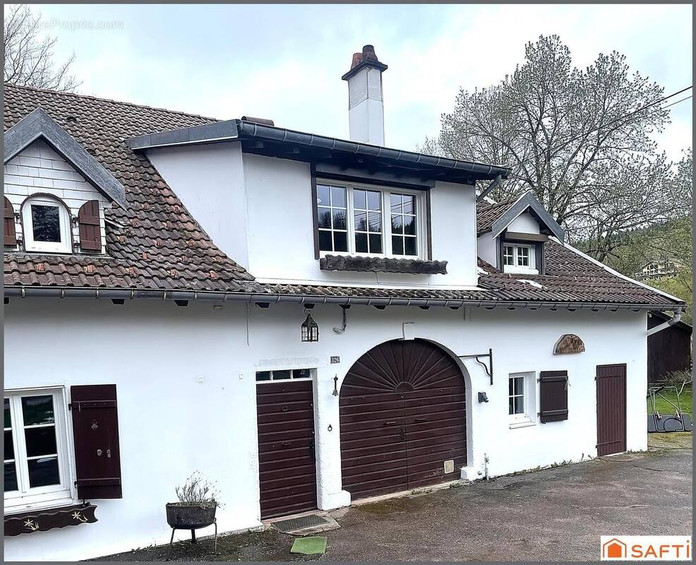 Maison 210 m² à Ban-Sur-Meurthe-Clefcy  - photo 1