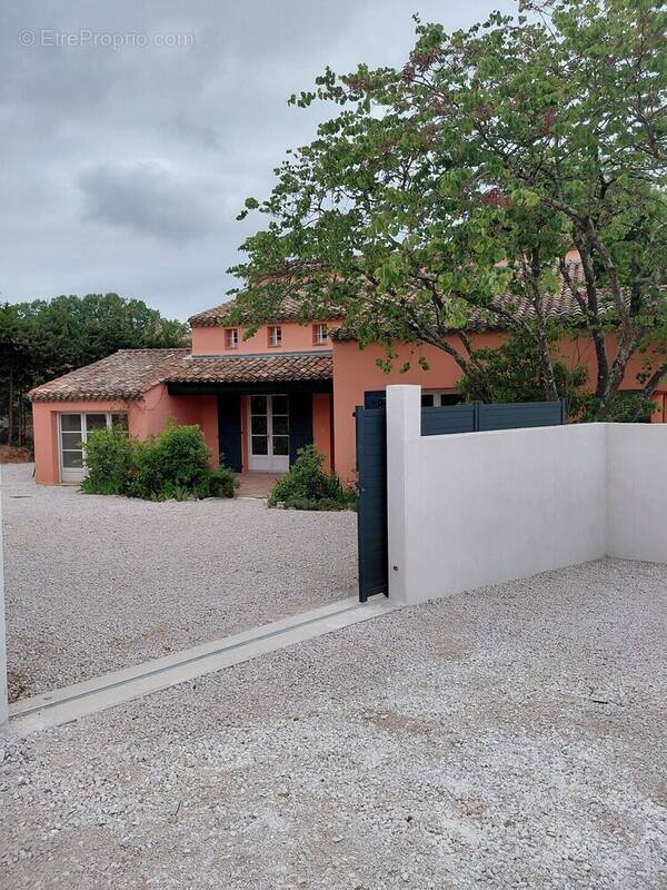 Maison à RESTINCLIERES