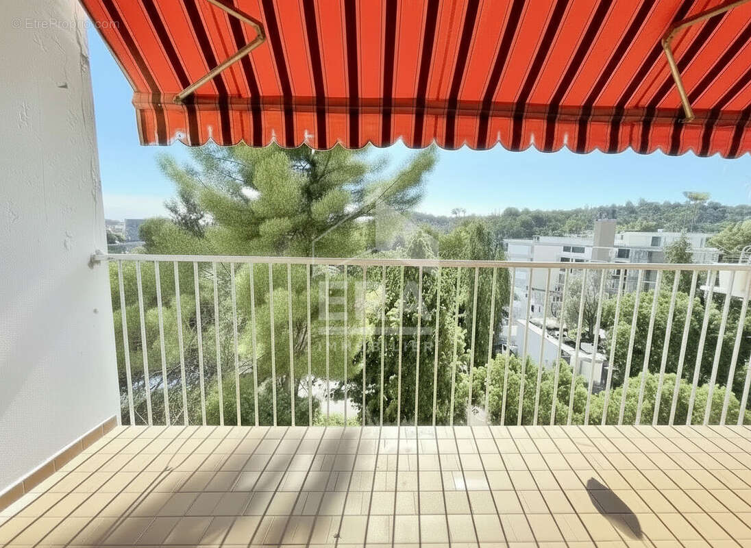 Appartement à MARSEILLE-12E