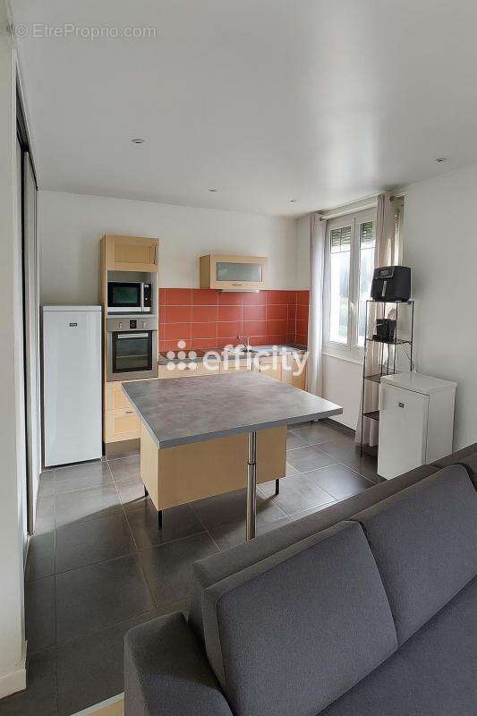 Appartement à CONDRIEU