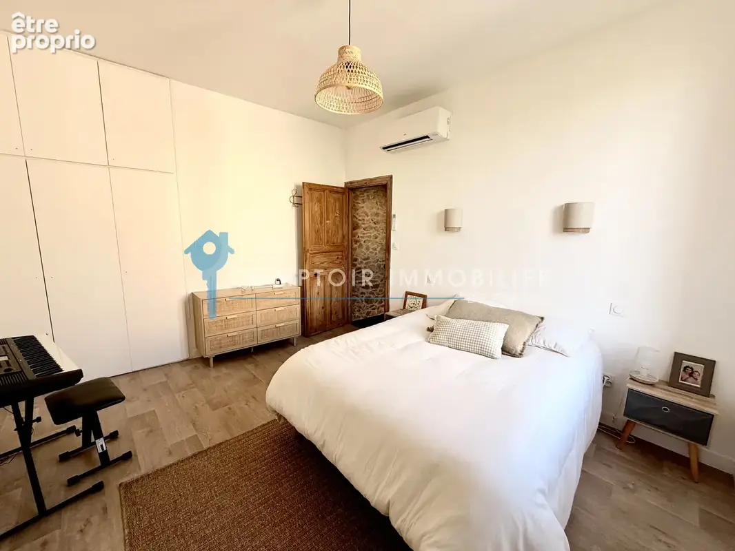 En exclusivité  Pépite et rare A vendre Vergèze, maison vigneronne entièrement rénové 190 m2 environ sur 300 m - photo 17