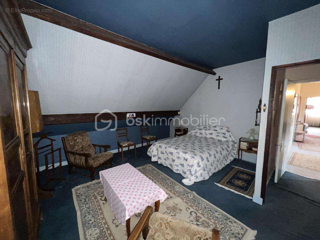 Maison à ORVILLIERS