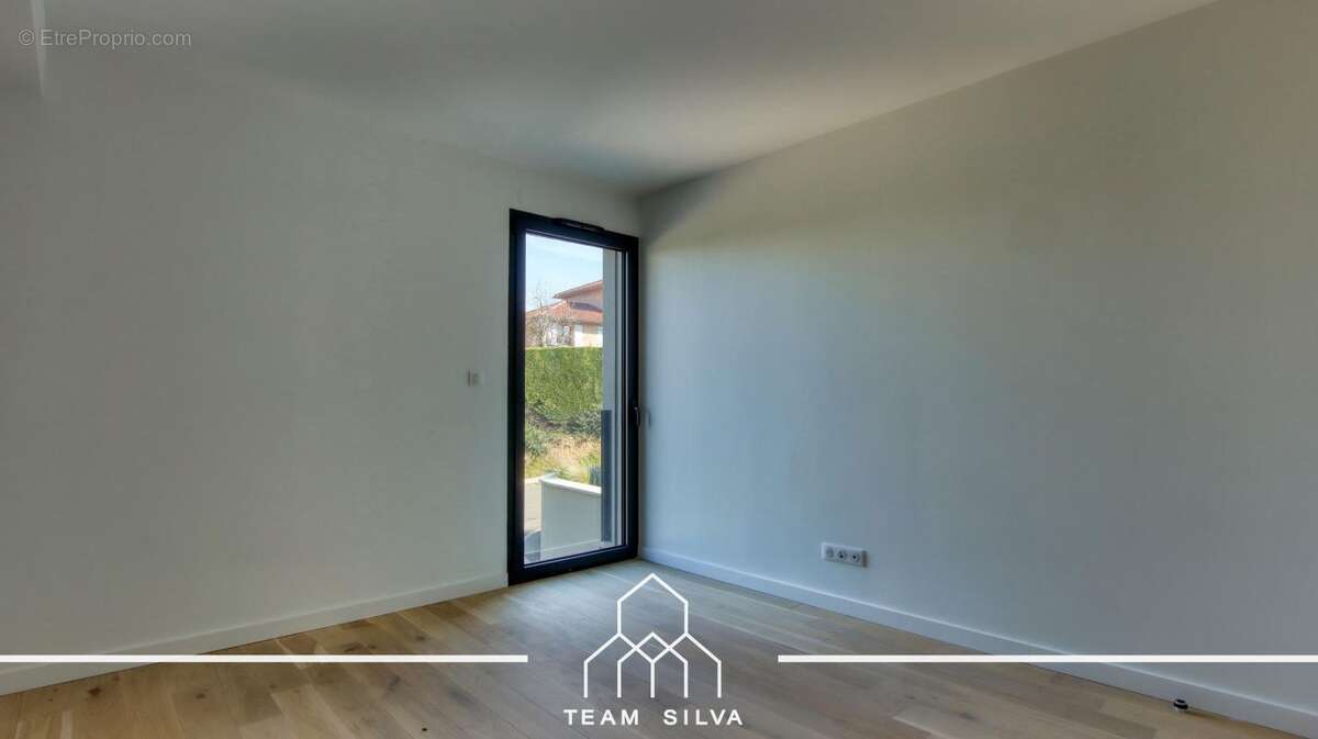 Appartement à SEYSSUEL