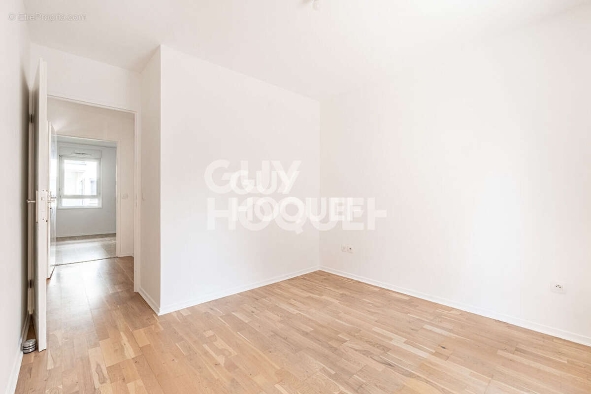 Appartement à GENNEVILLIERS