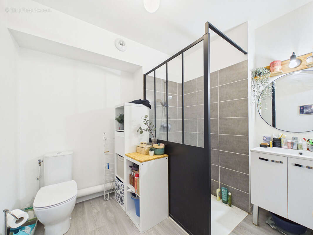 Appartement à DEVILLE-LES-ROUEN