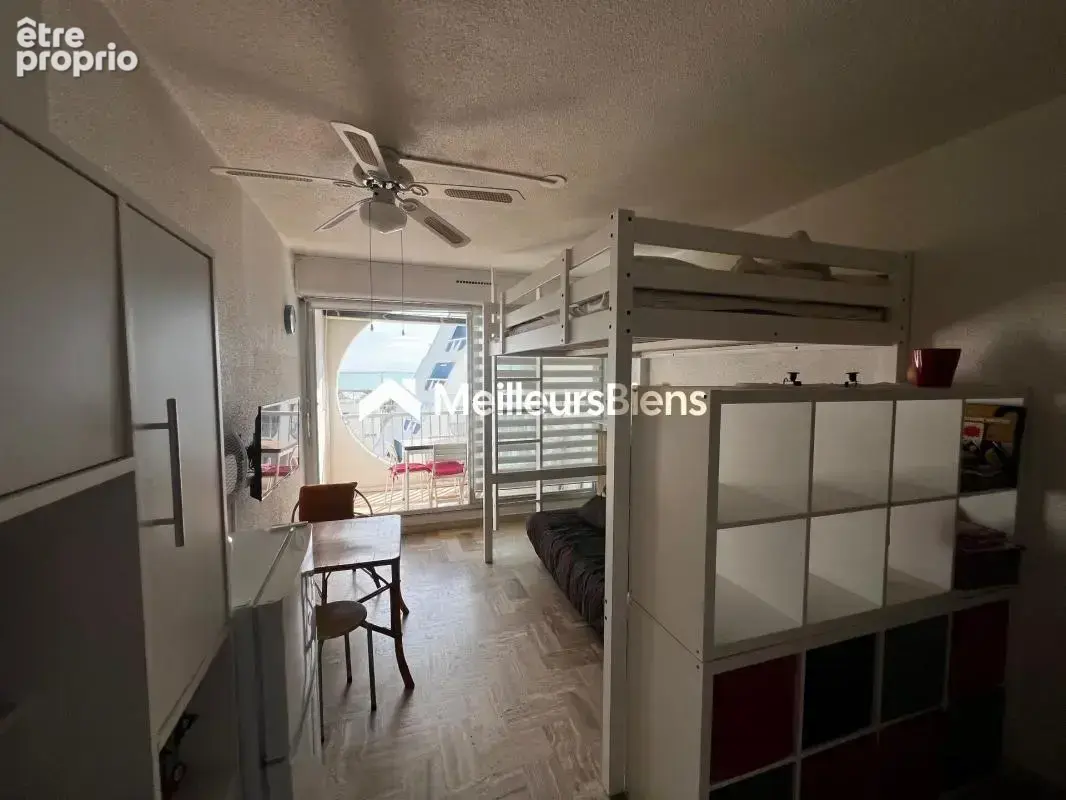 VUE MER et PORT : Studio de 26 m² au 4e étage avec cave à La Grande-Motte - photo 7
