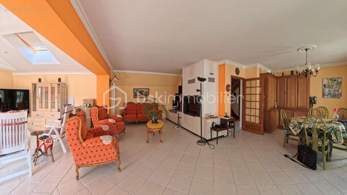 Maison à LE NEUBOURG