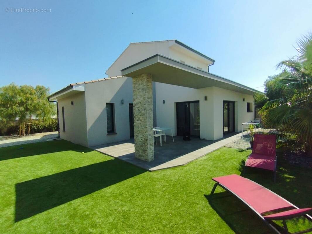 Maison à VIAS