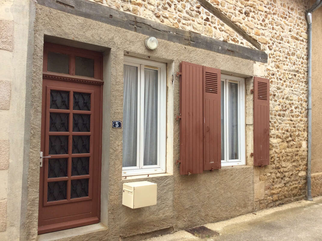 Maison à ROUILLE