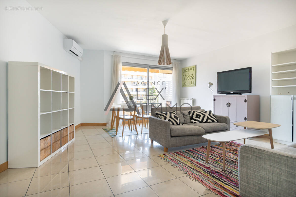 Appartement à MARSEILLE-5E