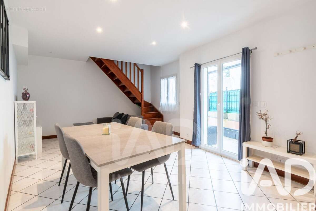 Photo 4 - Appartement à BEAUMONT-SUR-OISE