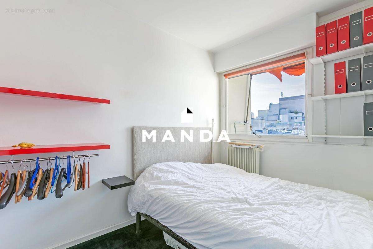 Appartement à PARIS-20E