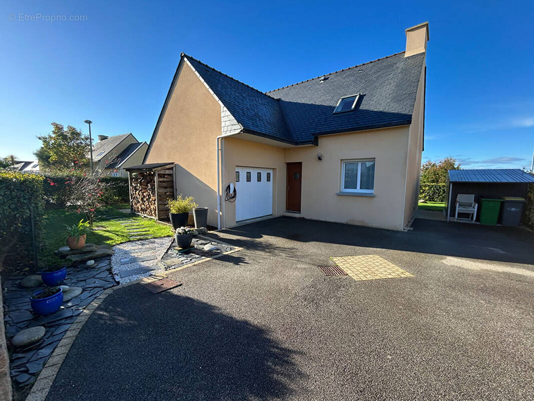 Maison à SAINT-RENAN