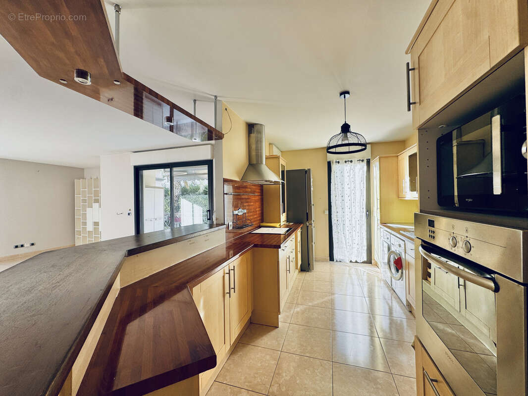 Appartement à HYERES