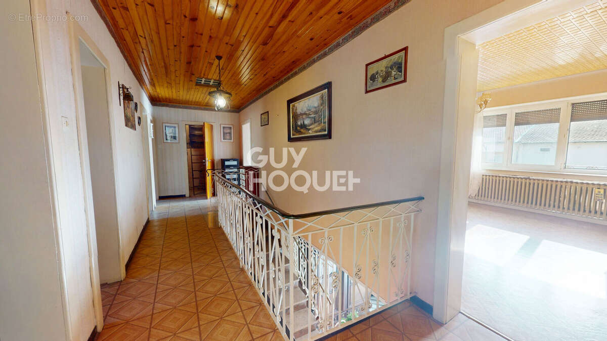 Maison 6 pièce(s) 134 m2 à Haute Vigneulles - photo 4