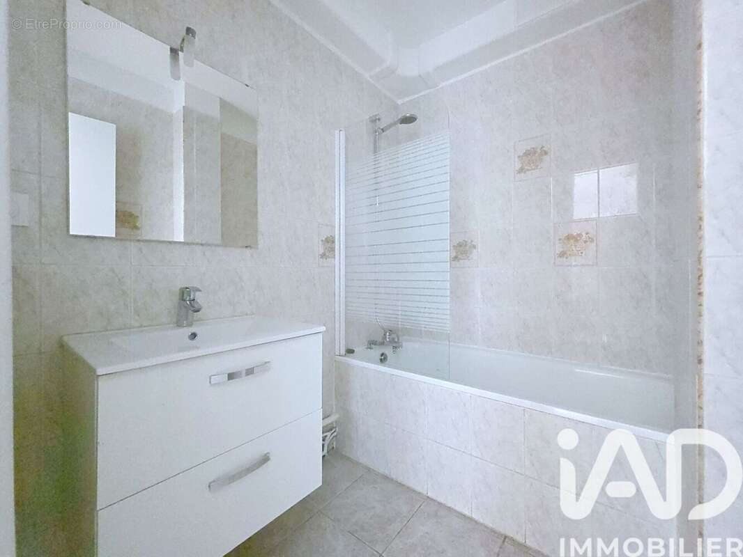 Photo 7 - Appartement à OZOIR-LA-FERRIERE