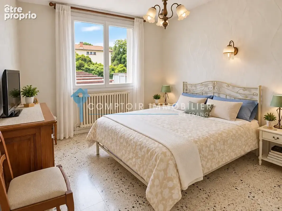 Dépt Hérault (34), à vendre Sete Appartement ff3 de 66m2 - balcon - cave - parking commun. - photo 2