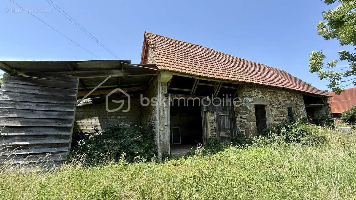 VENGEONS-Maison à Rénover - photo 11