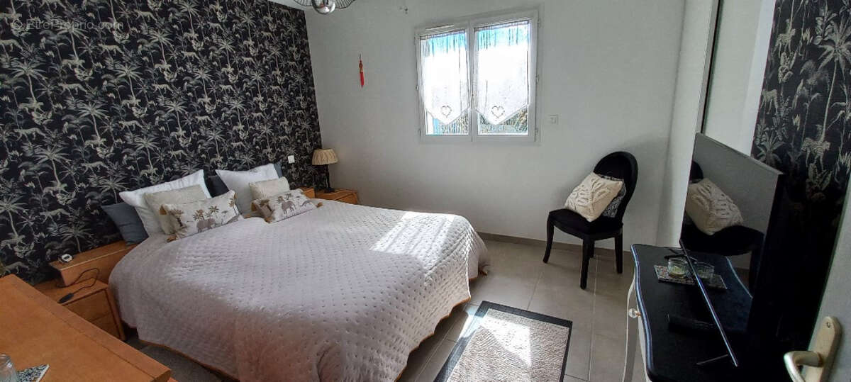 Maison à CARBONNE