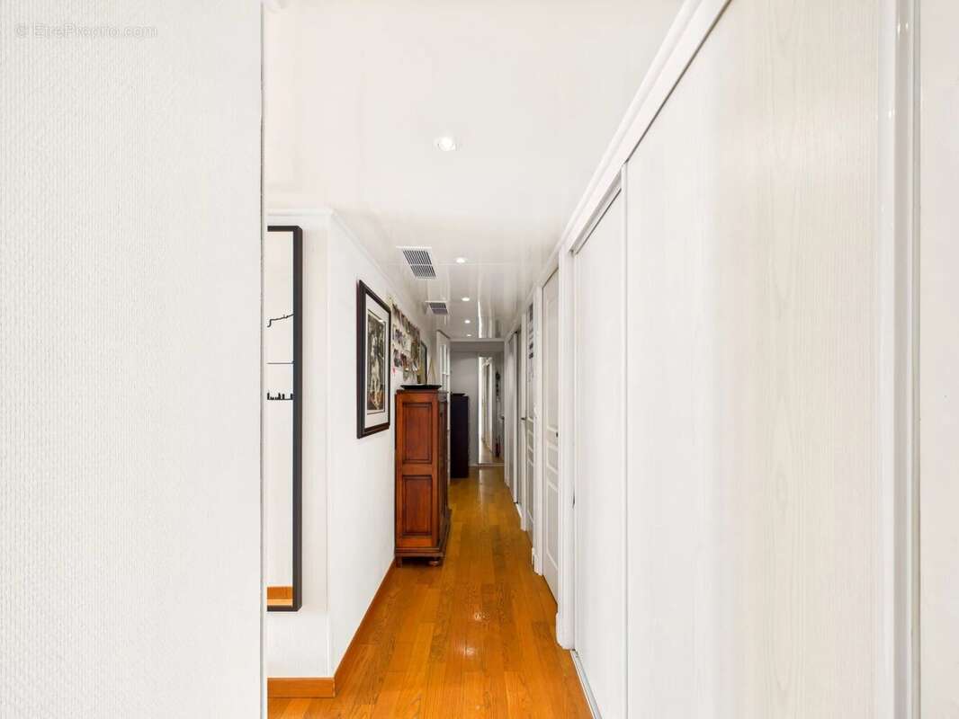 Appartement à MARSEILLE-7E