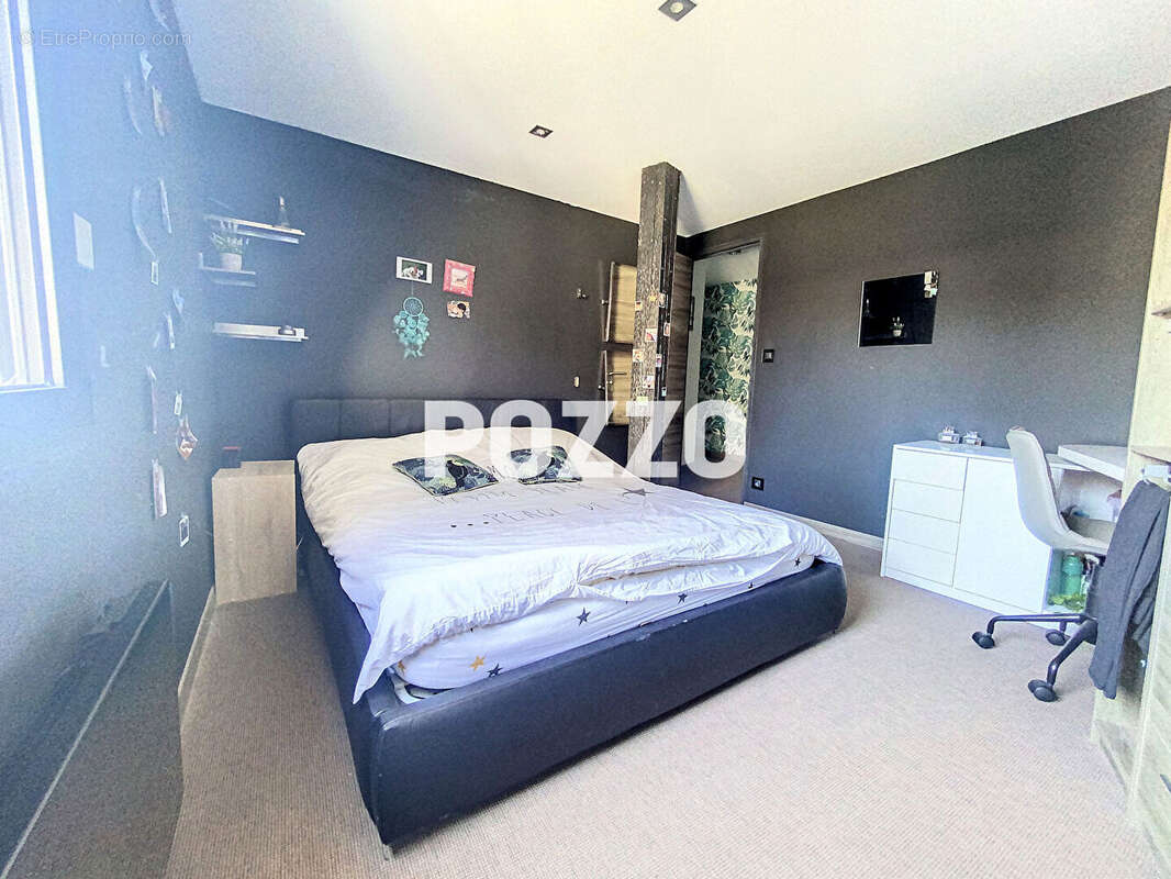 Maison T5 (138 m²) à vendre à GRANVILLE - photo 13
