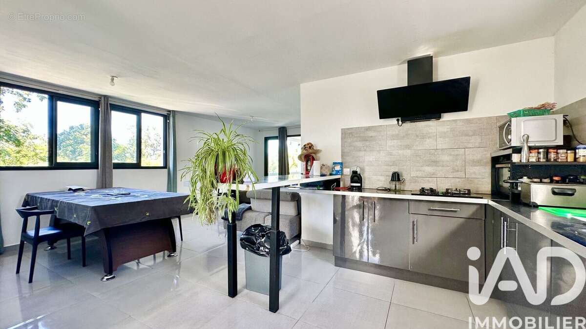 Photo 9 - Maison à LE TAMPON