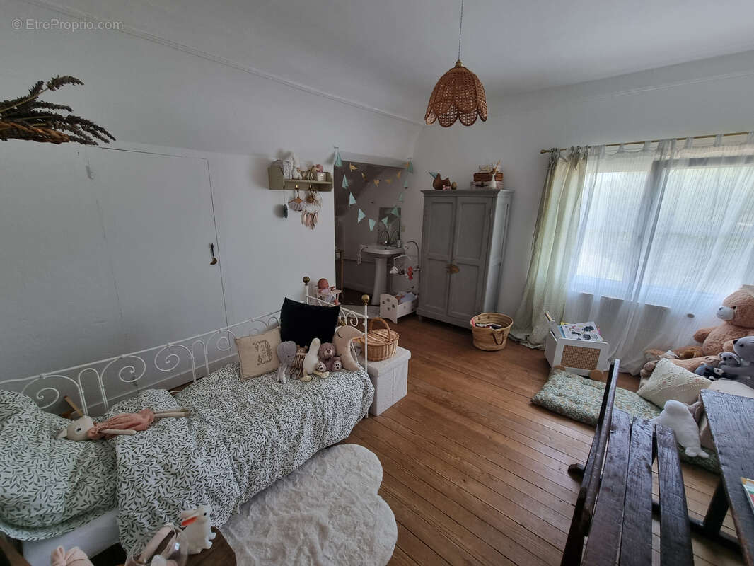 Maison à L&#039;ETOILE