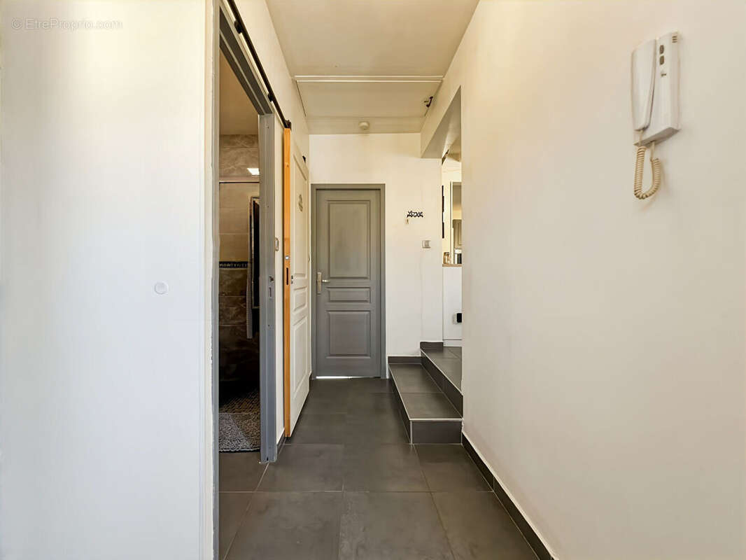 Appartement 73m² à rognac - photo 5