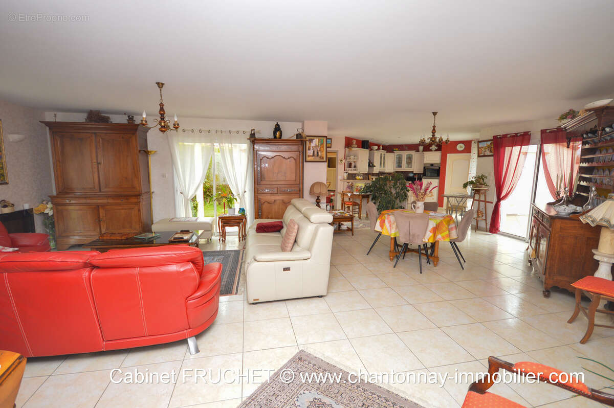 Maison à CHANTONNAY