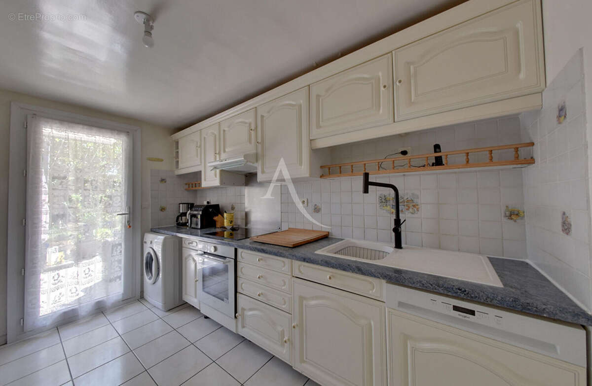 Maison Ozoir La Ferriere 170 m² - photo 4