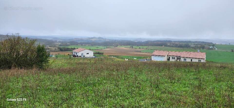 Terrain à LAUTREC