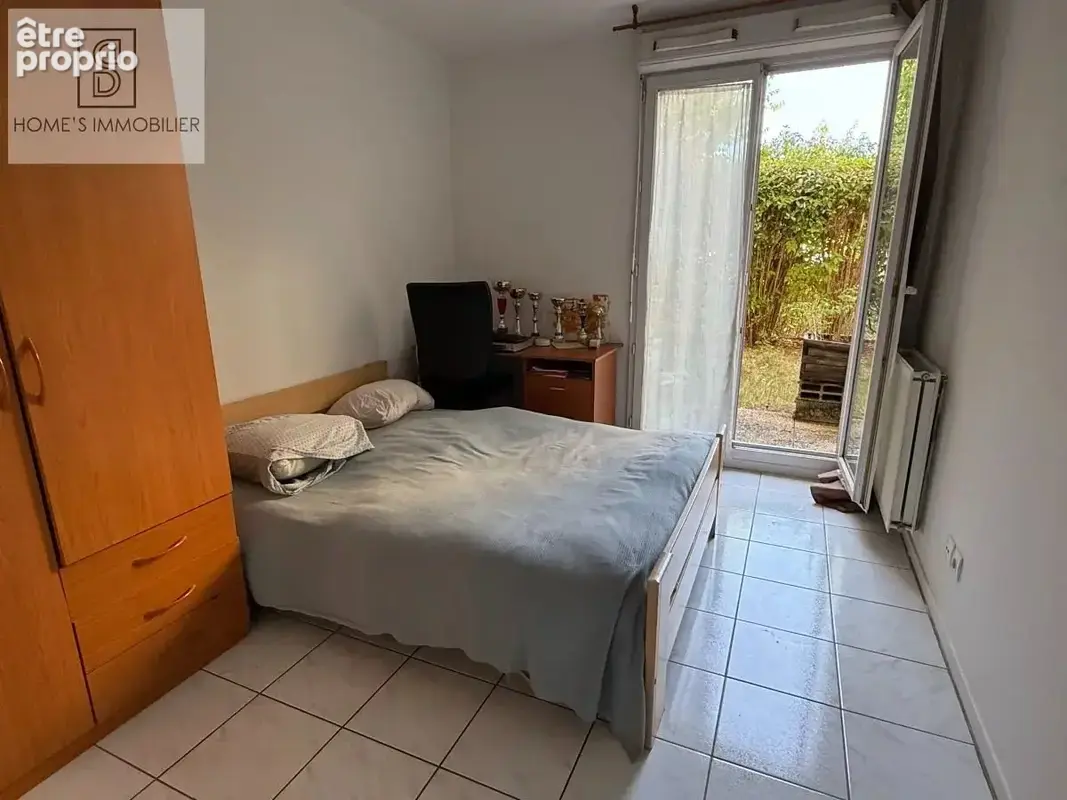 Appartement 4 pièces avec jardin privatif, terrasse et double parking - photo 6