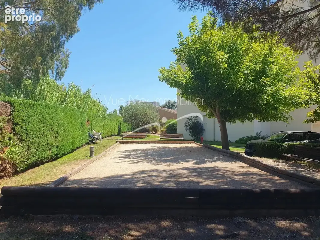 Le lavandou – appartement / maison 3 chambres avec jardin, piscine et plage à pied - photo 8