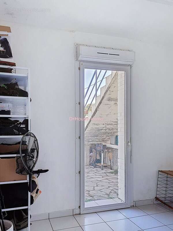 Maison 211 m² à Puybrun  - photo 7