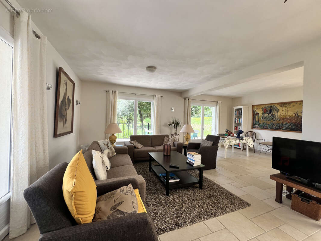 Maison à DRAGUIGNAN