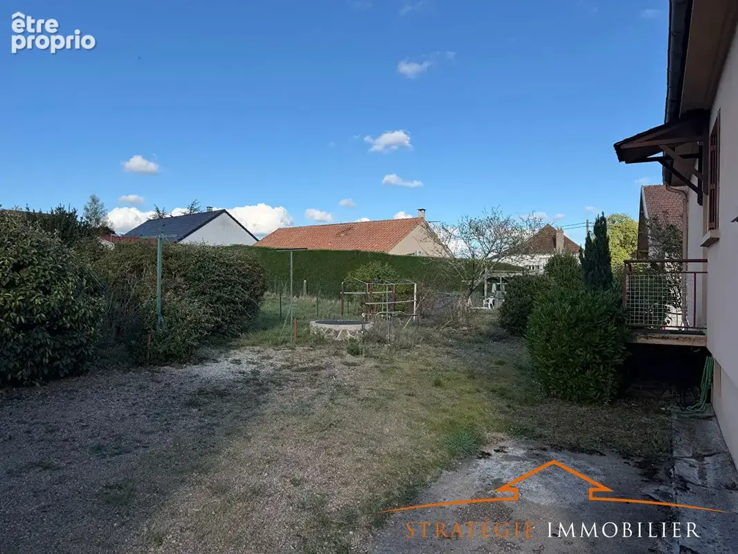 LE BREUIL, maison sur sous-sol avec jardin - photo 3