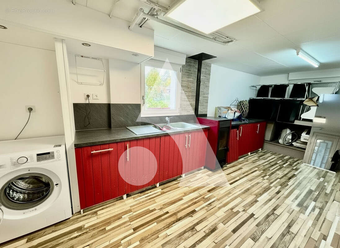 Maison à NEUFCHATEAU