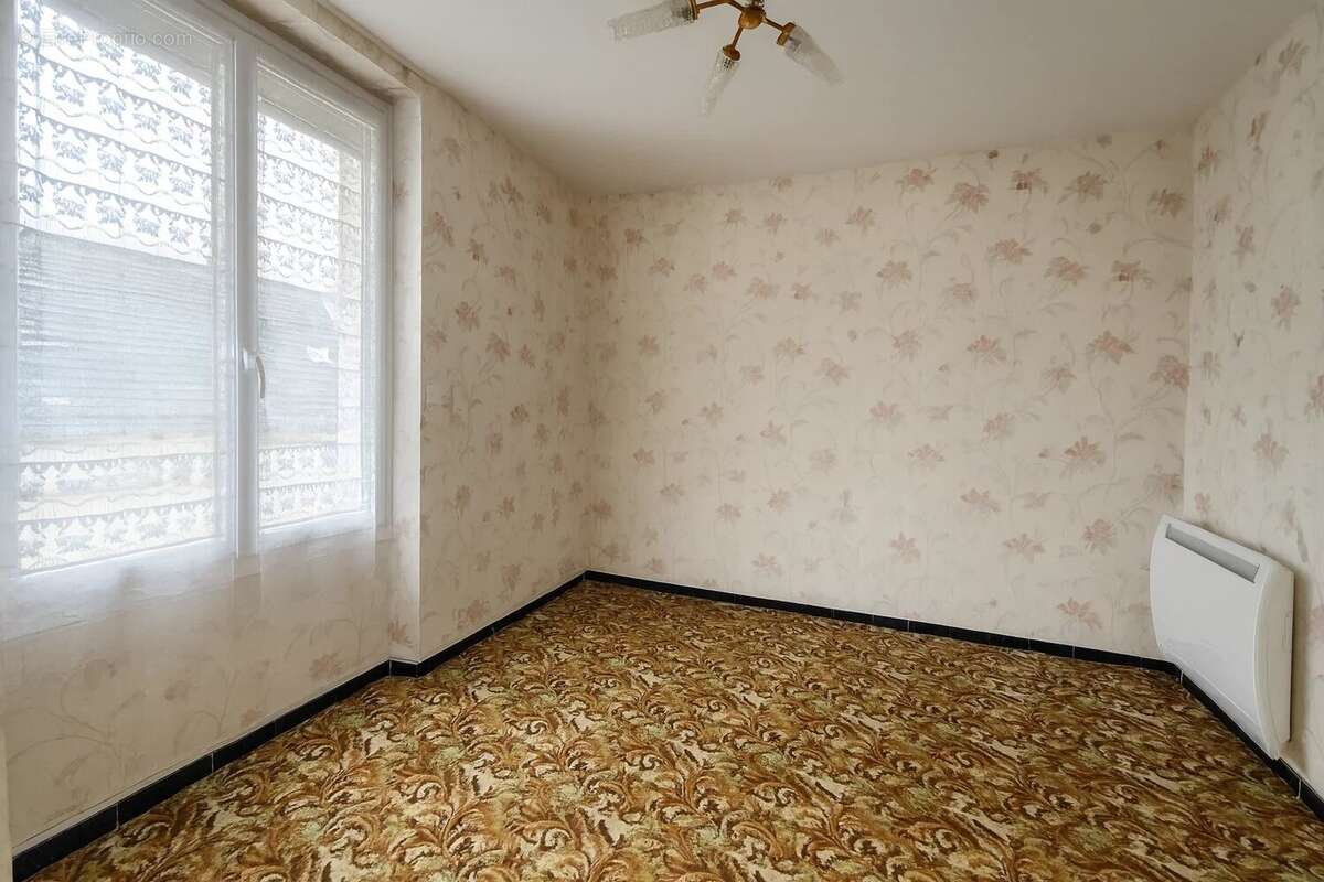 Maison à FONTENAY-TRESIGNY