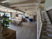 Maison à CRUZILLES-LES-MEPILLAT