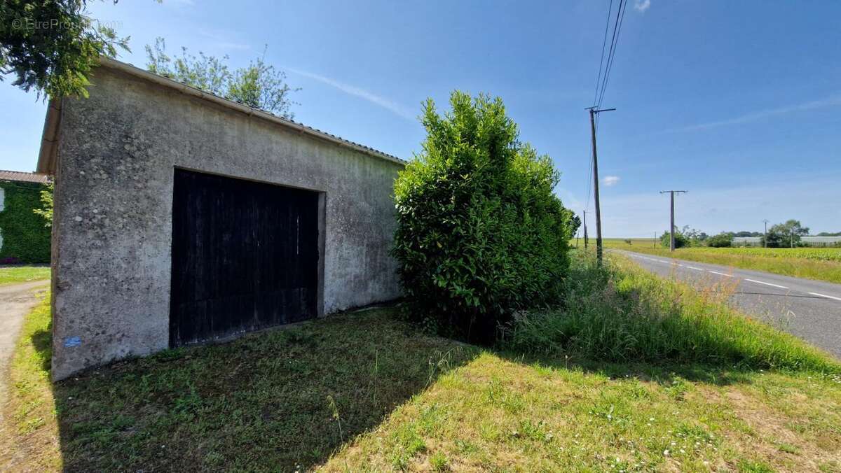 Maison à LE LOROUX-BOTTEREAU