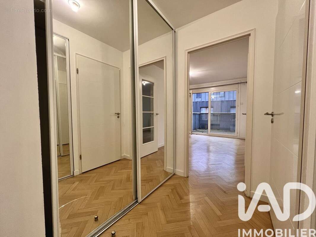 Photo 8 - Appartement à VERSAILLES