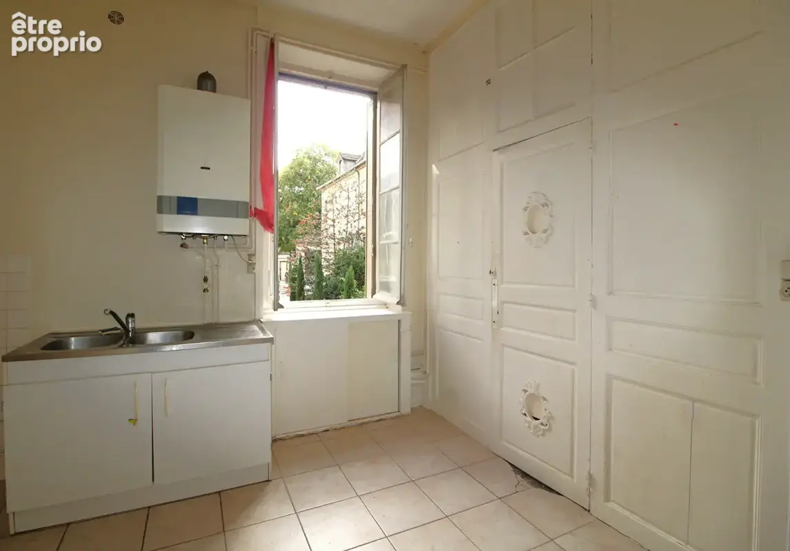 Appartement Dijon centre - Place Saint-Bénigne - photo 7