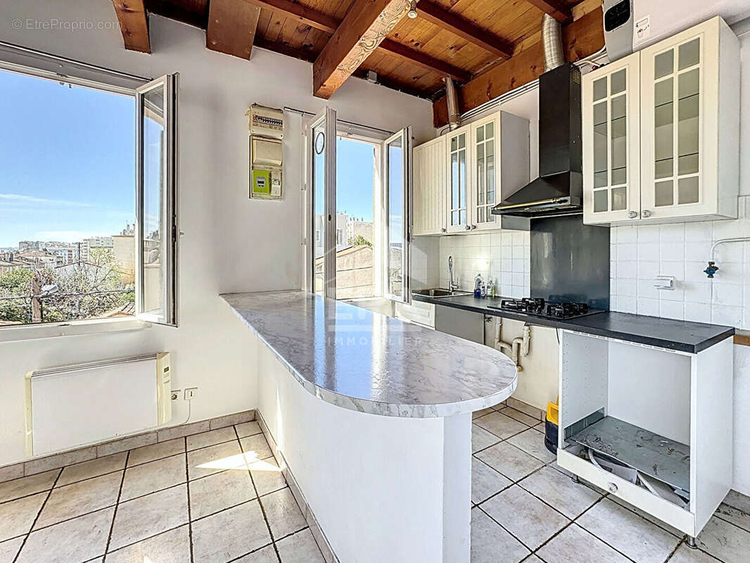 Appartement à MARSEILLE-13E