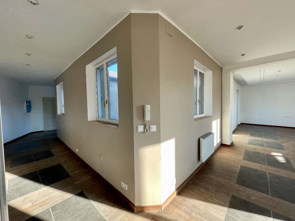 Appartement Chauny 5 pièce(s) 150 m2 - photo 8