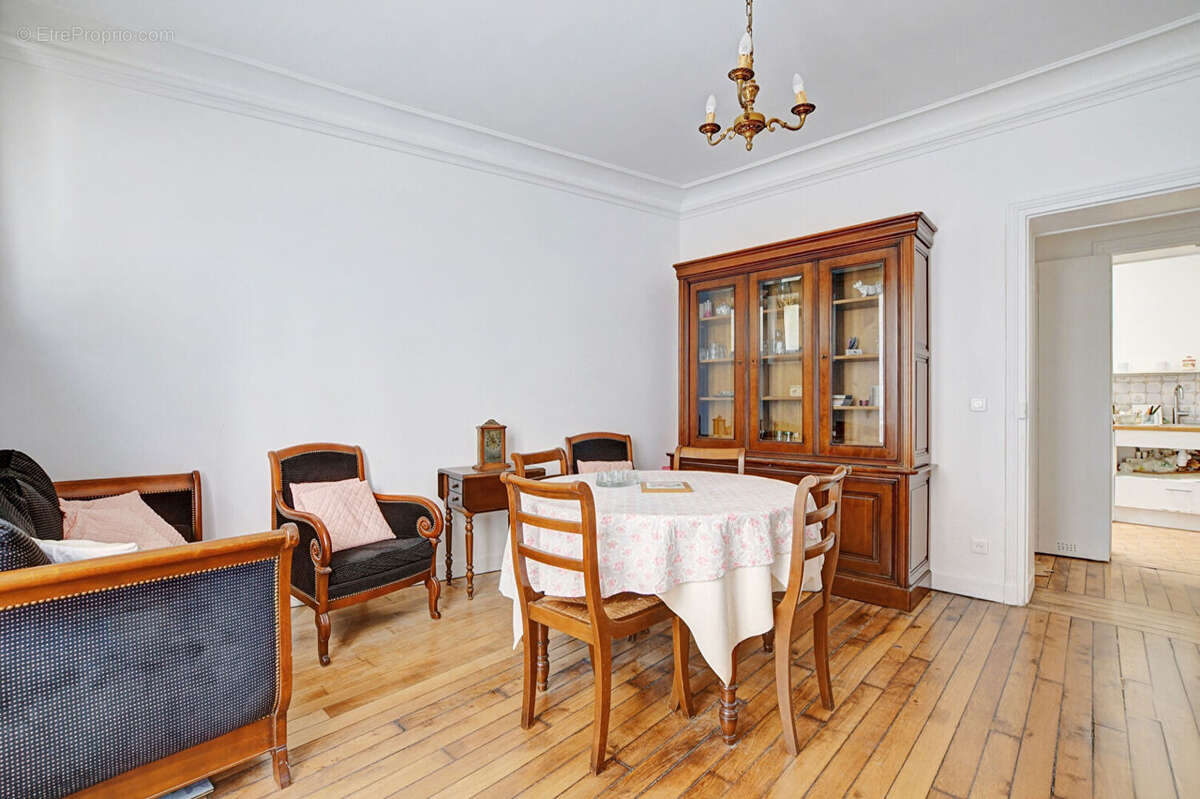 Appartement Paris 2 pièce(s) 44,35 m2 - photo 2