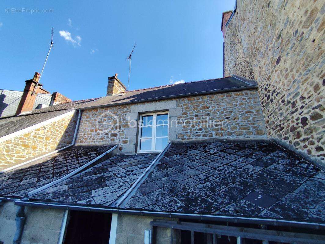 Maison à FOUGERES