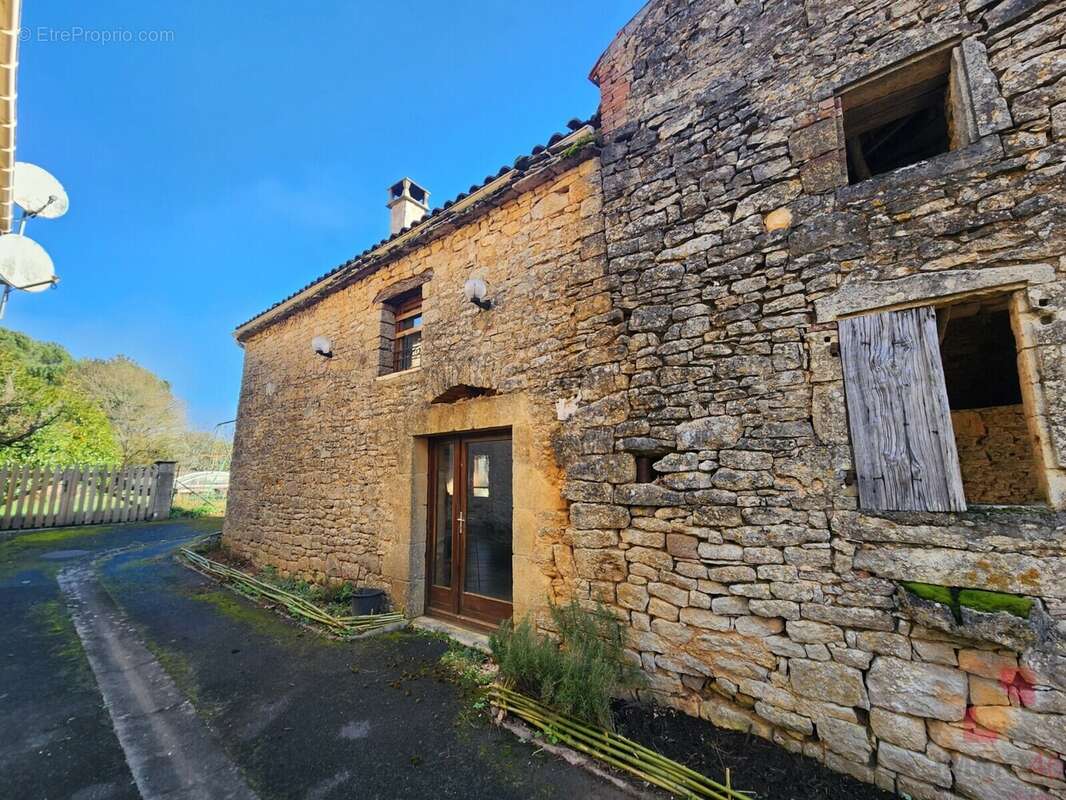 Maison à FRAYSSINET-LE-GELAT