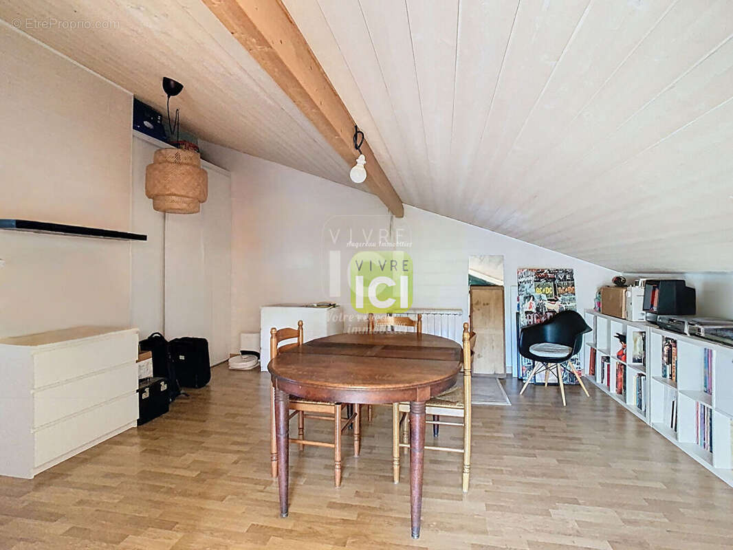 Maison à LA ROMAGNE