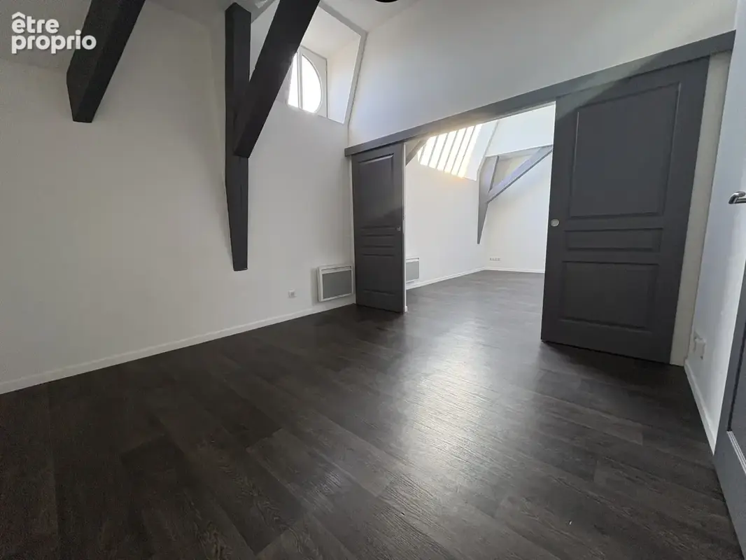 Appartement 4 pièces 83 m² à vendre à Saumur (49400) - photo 2